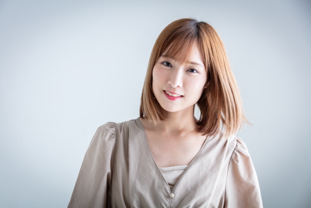 美人 エステ 美白 フェイシャル EMINY